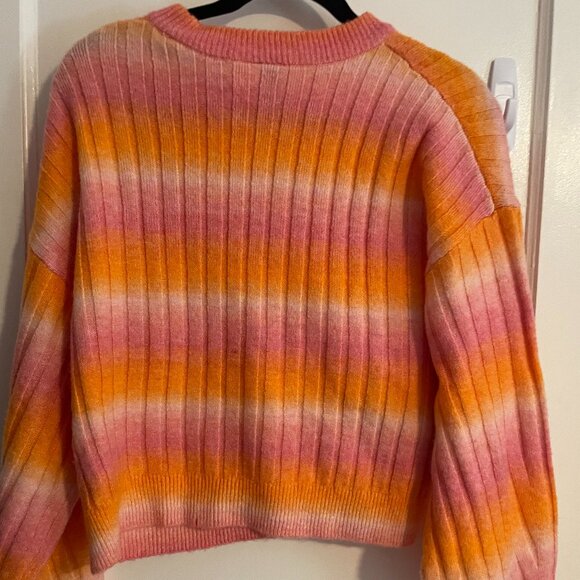 Divided pink, orange and white sweater - Picture 1 of 4